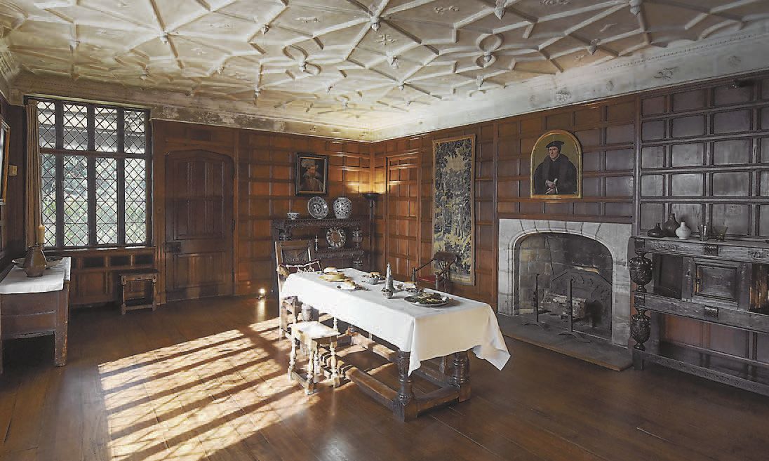 Agecroft Hall: A Tudor manor house, transported | Great Homes of ...