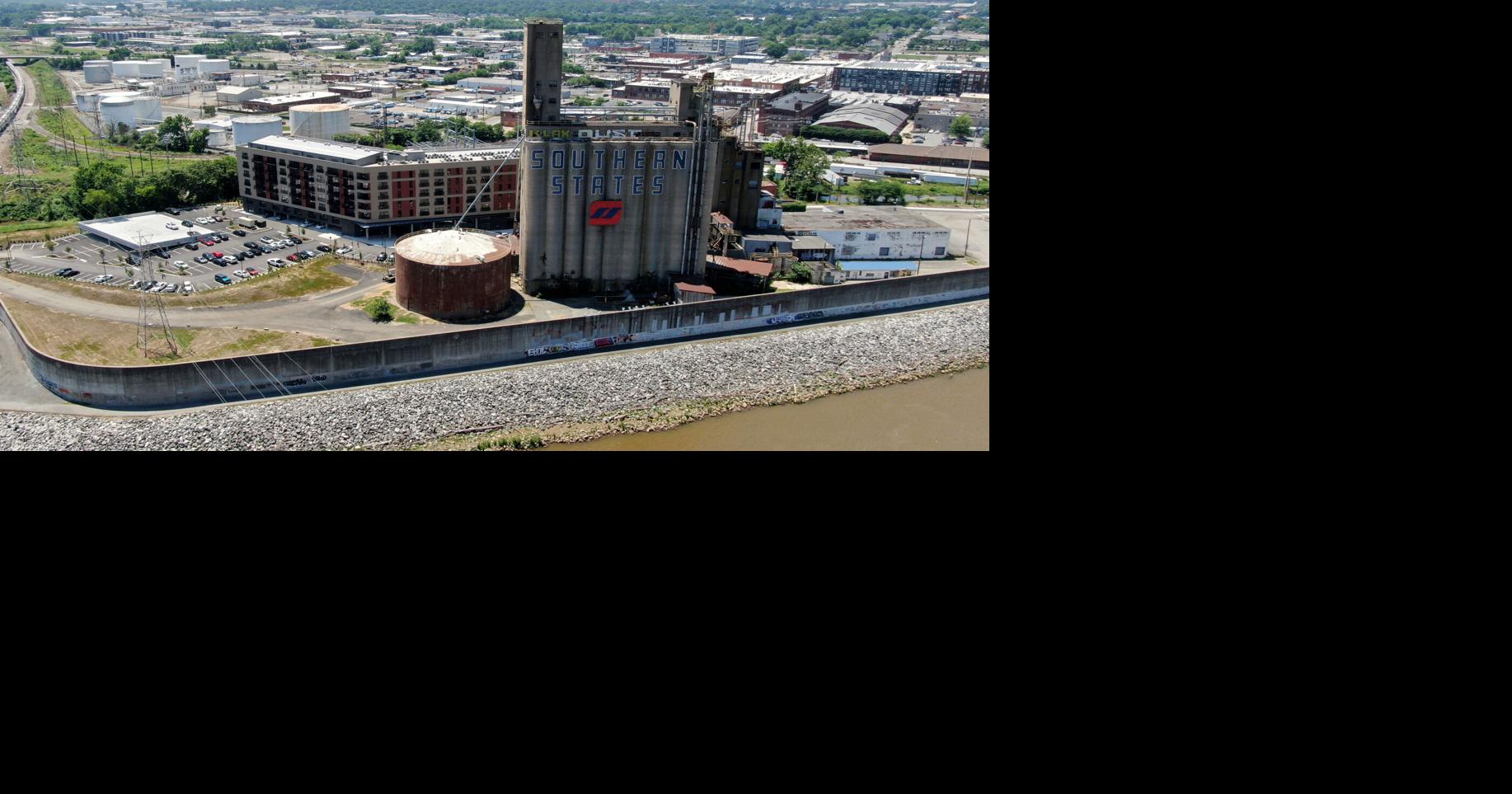Richmond icon: Southern States silos