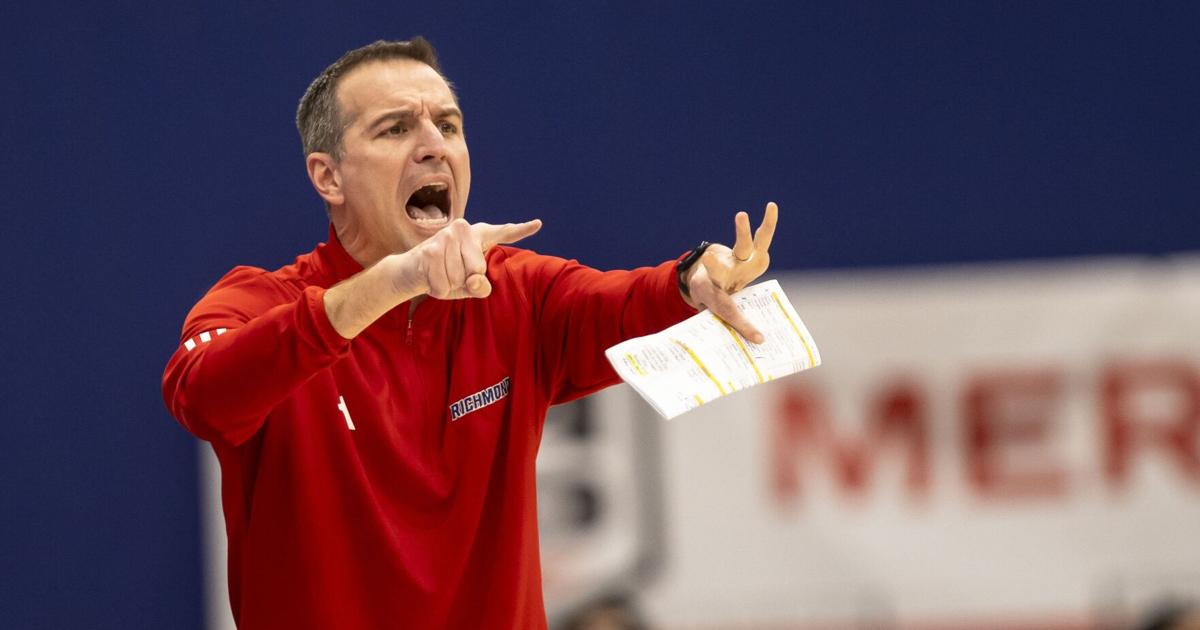 UR, women's hoops coach Aaron Roussell agree to extension