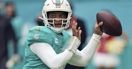Dolphins QB Tua Tagovailoa considered retirement after suffering  concussions - Chicago Sun-Times
