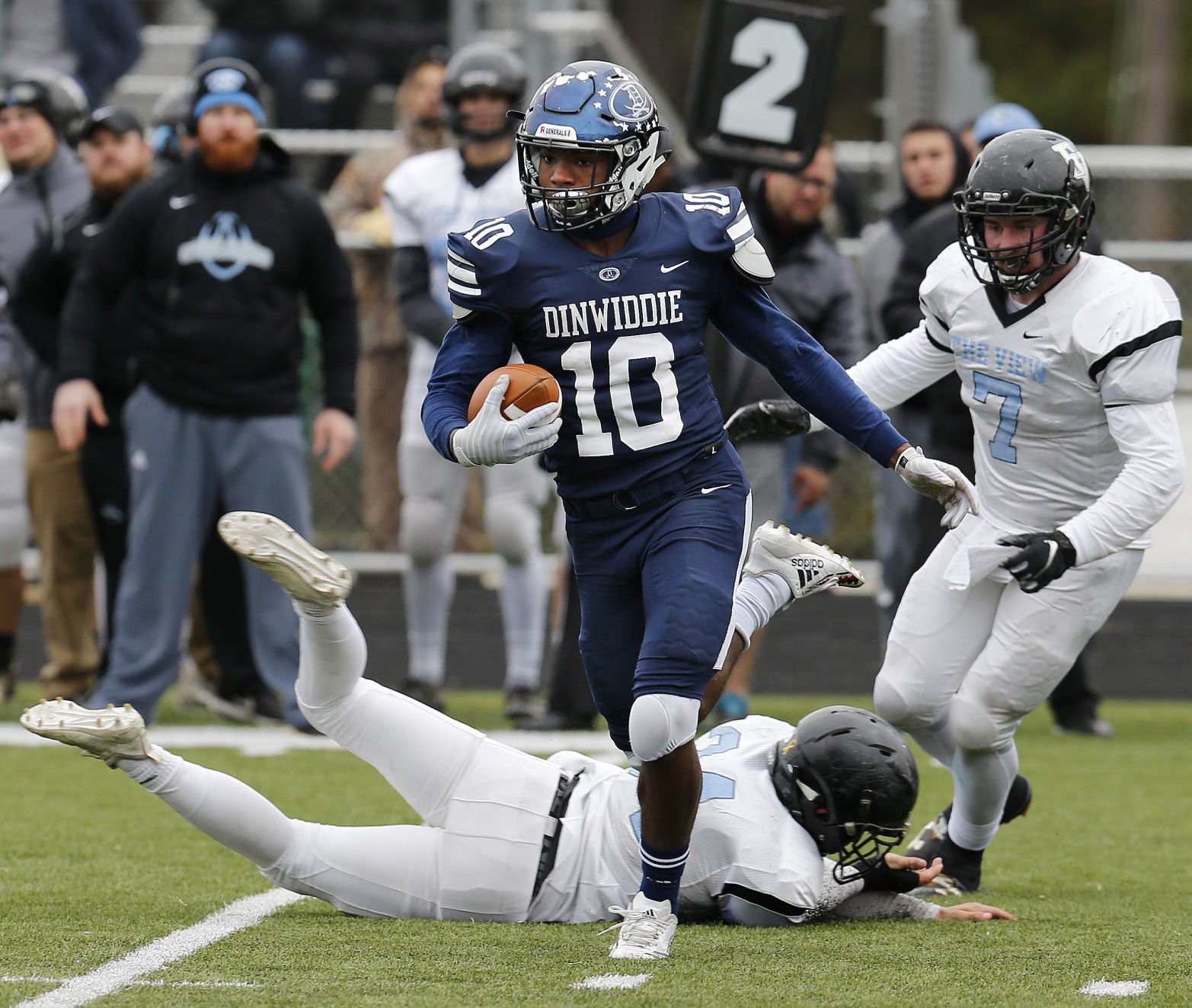 Two Costly Fumbles Send Dinwiddie To Defeat In Class 4, Region B Final ...