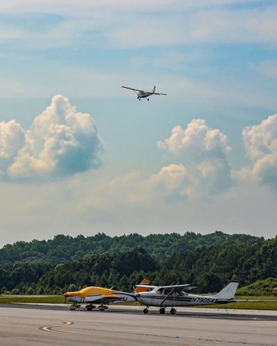 Williamsburg Flight Center
