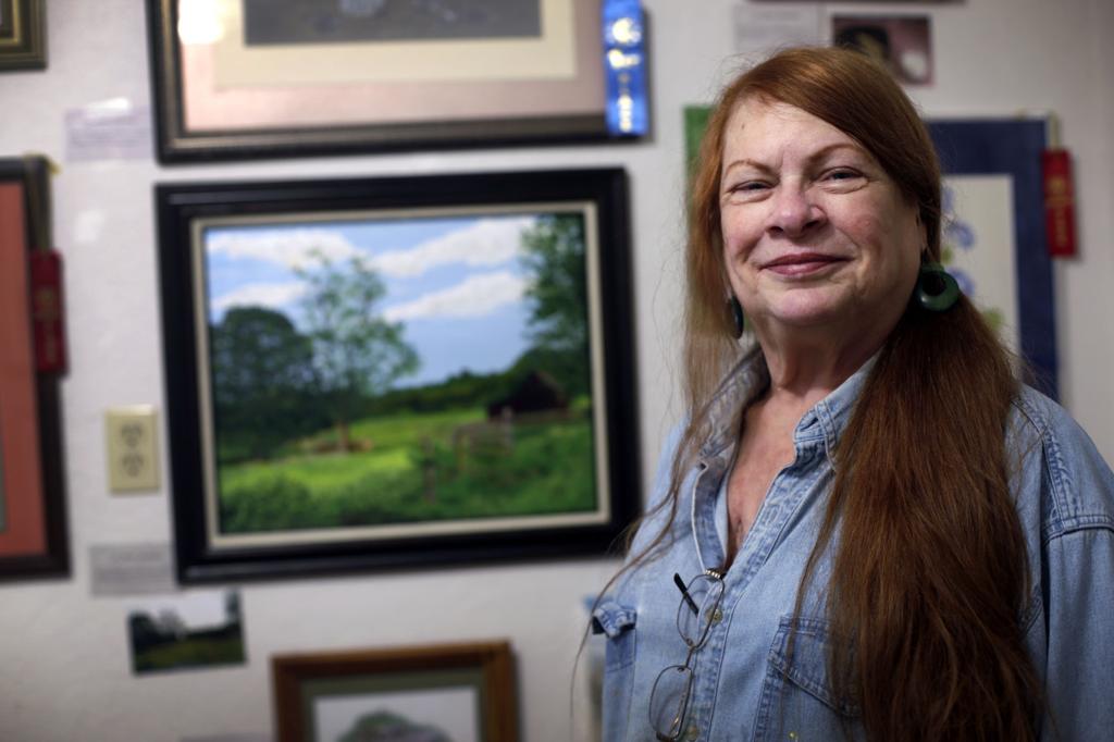 Artist Joyce Williams Perseveres Puts Piece Of Soul In Every