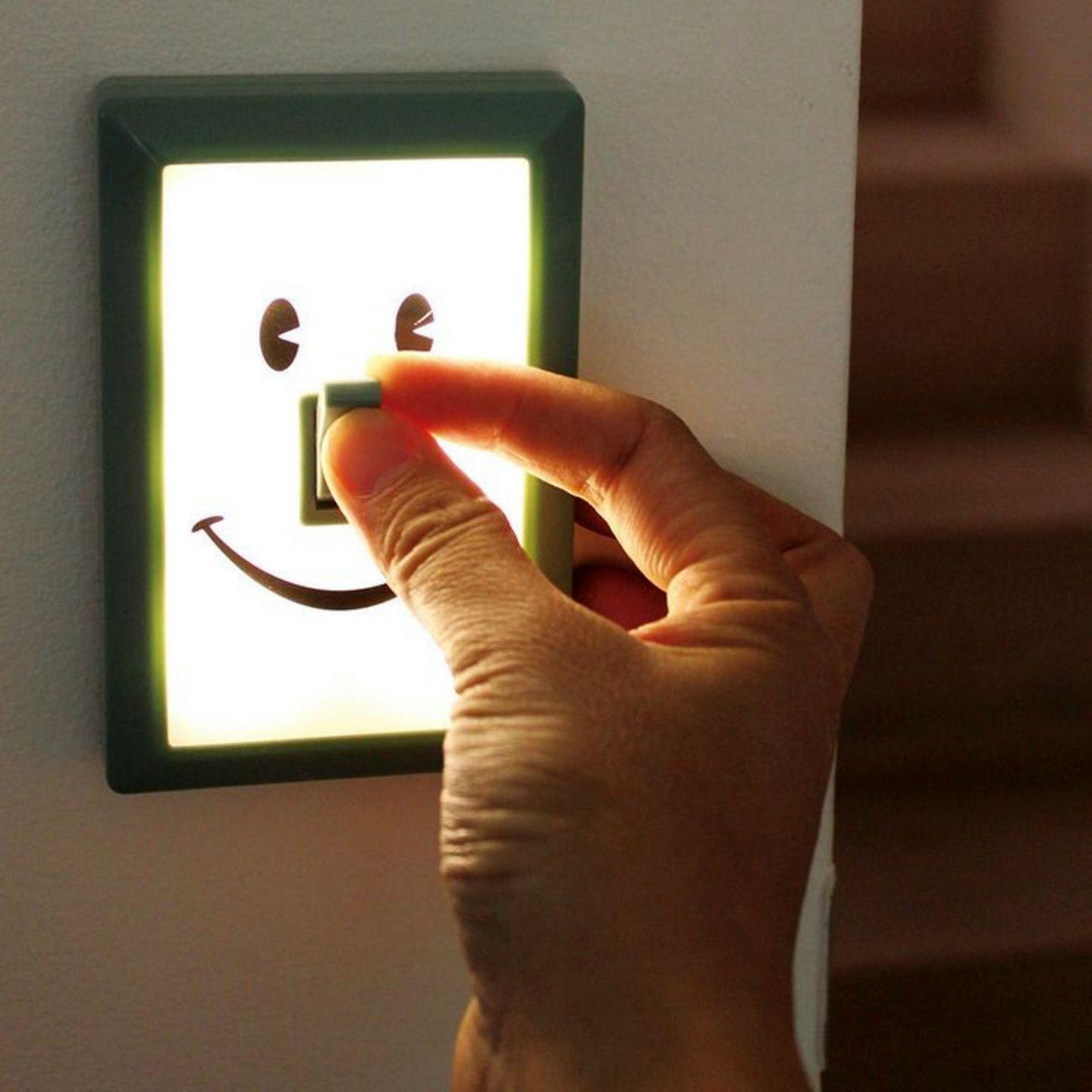 Gear And Gadgets Smile Switch Battery Powered Led Portable