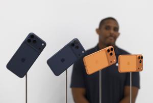 BIZ-APPLE-OPENAI-LAWSUIT-IPHONES-FILEPIC-GET