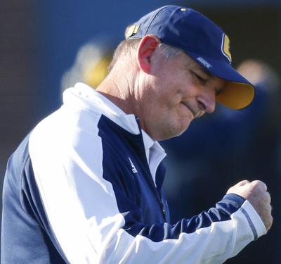 Chattanooga S Russ Huesman Named Ur Football Coach University Of