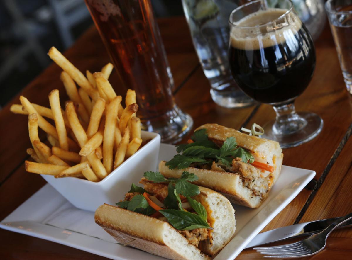 Dining Out Urban Tavern Restaurant Reviews