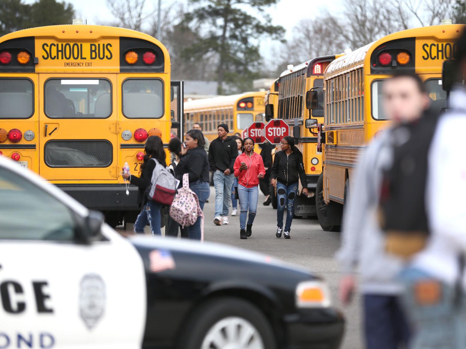 Report Of Possible Gunman At Huguenot High School Prompted A Code Red Lockdown Monday No Weapon Was Found Police Said Richmond Local News Richmond Com Report Of Possible Gunman At Huguenot High School Prompted A Code Red Lockdown Monday No Weapon Was Found Police Said Richmond Local News Richmond Com