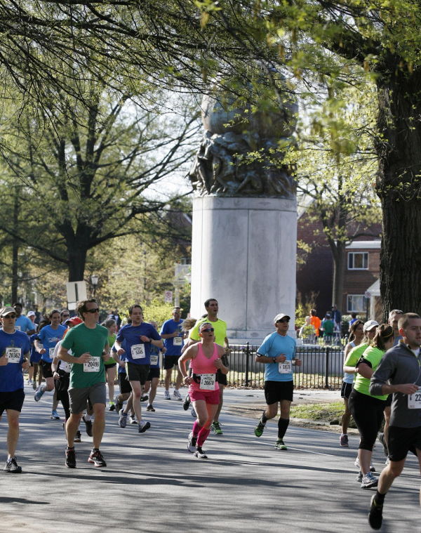 Monument 10k Richmond Va