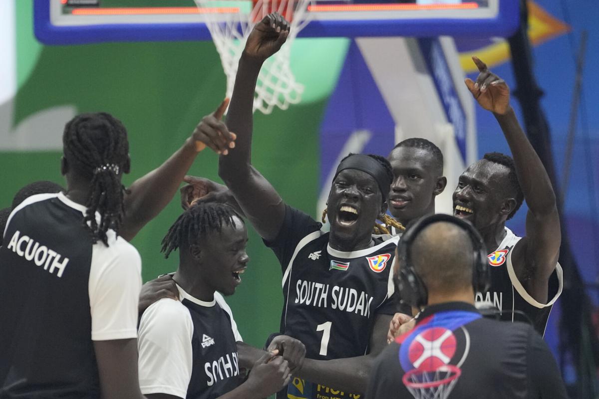 Olympic silver medalist France eliminated early at FIBA World Cup