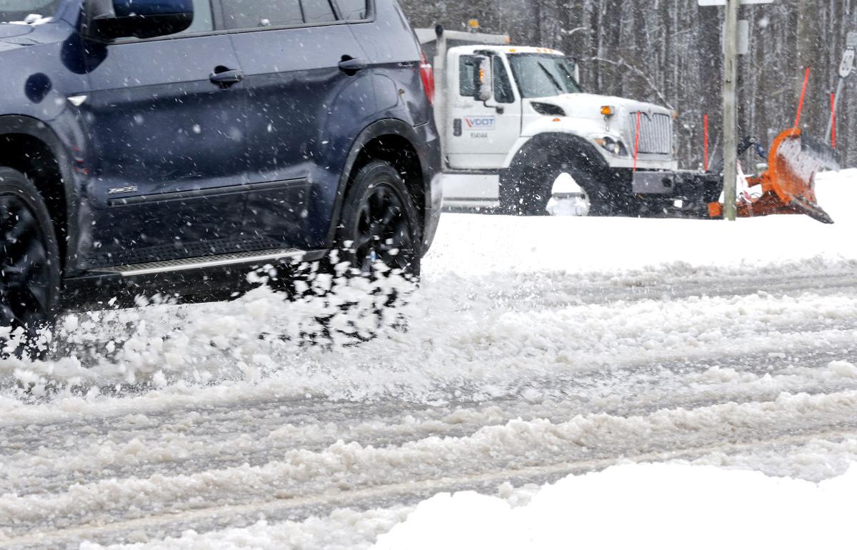 Gallery Snow hits Richmond Weather