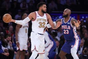 BASKETBALL-NBA-NYK-PHI/