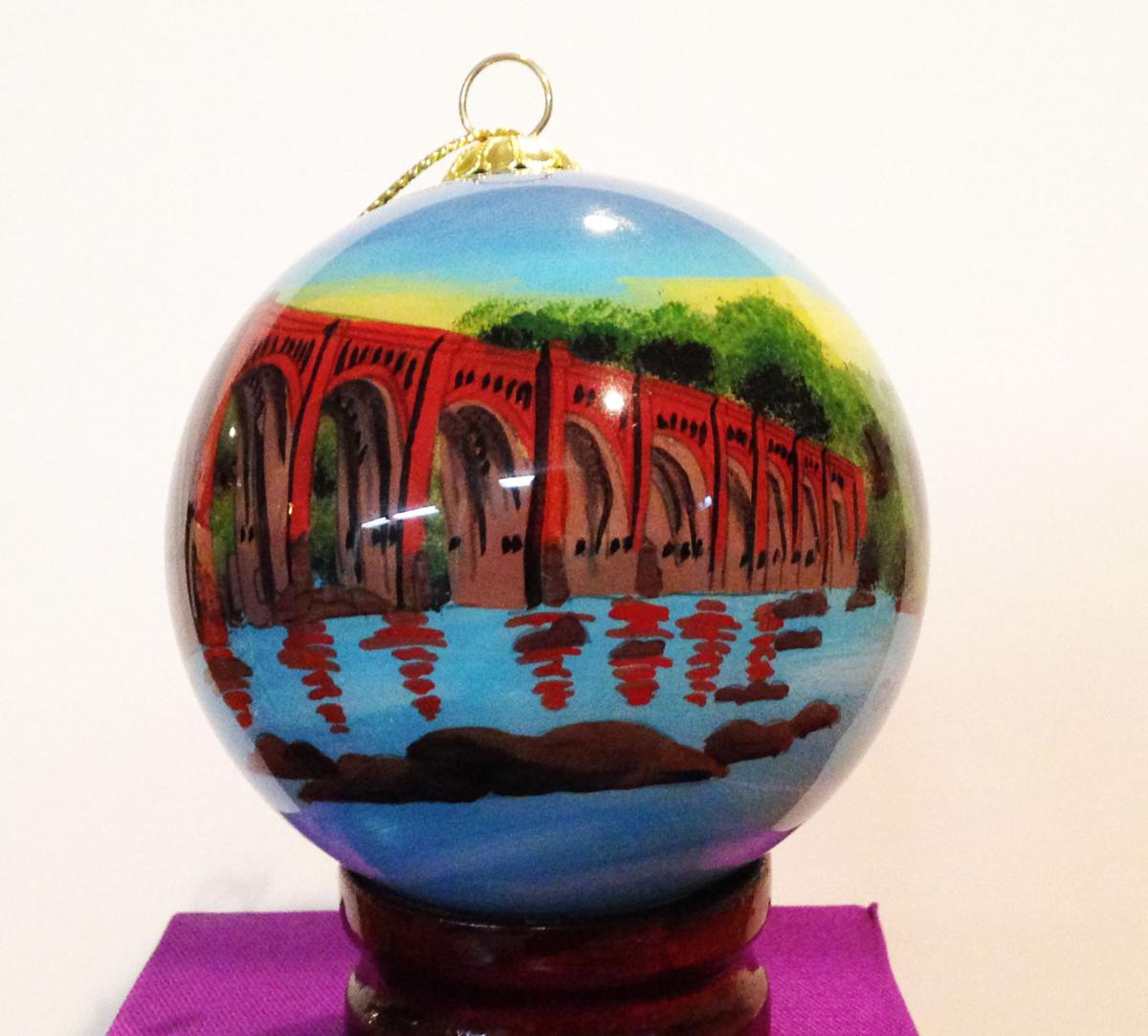 James River Art Bulb