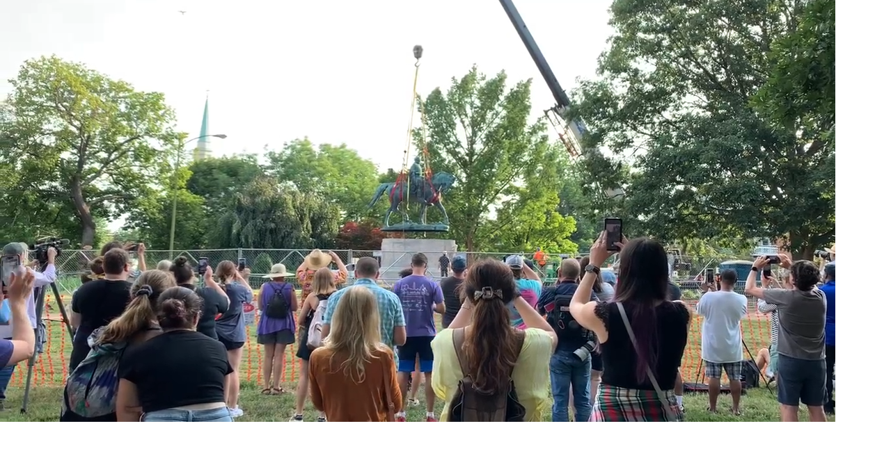 Robert E. Lee statue removal