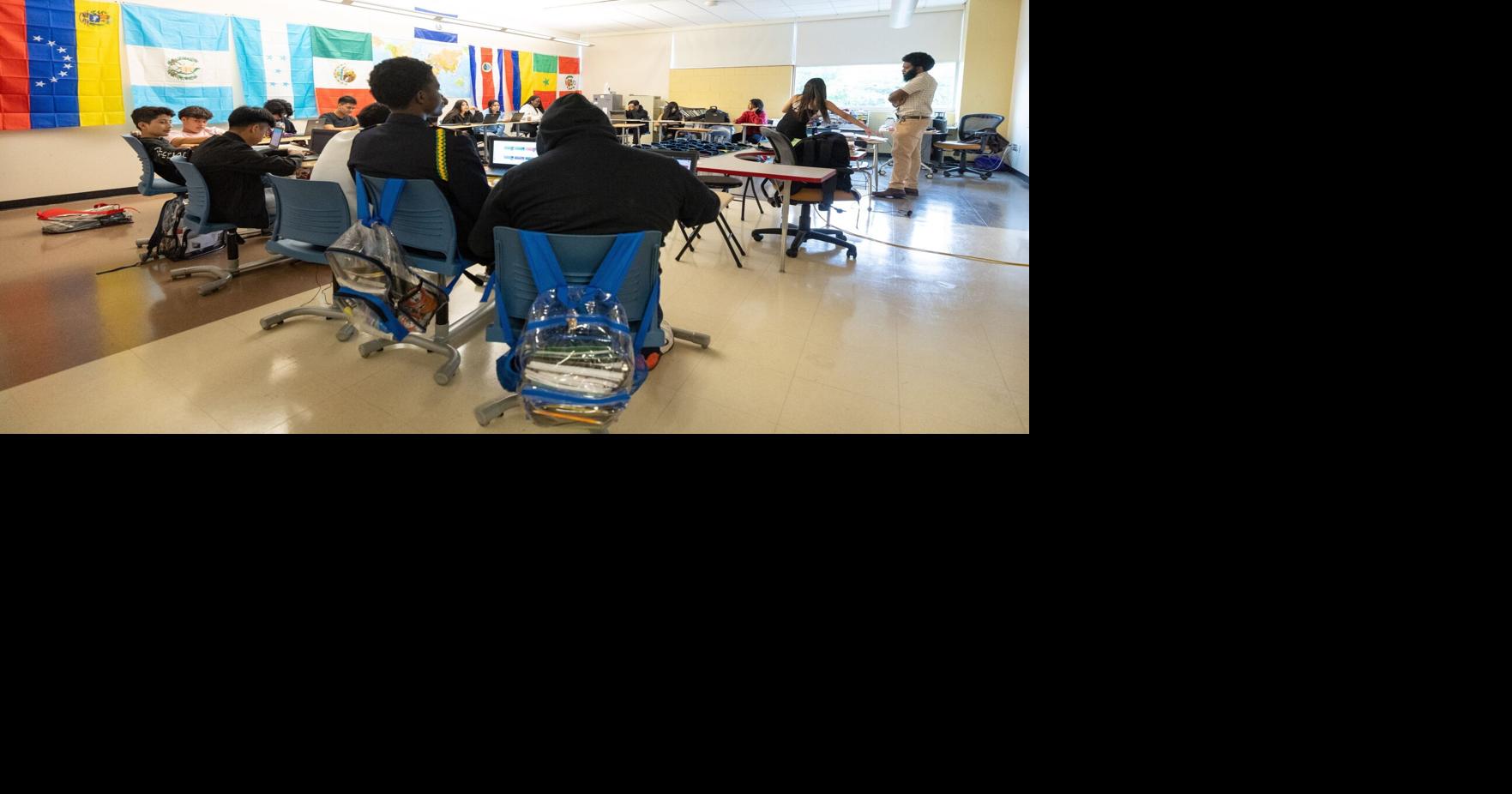 Richmond School Board votes to bar ICE from schools