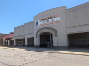 Giant, Ukrop’s clash over former Midlothian Martin’s site