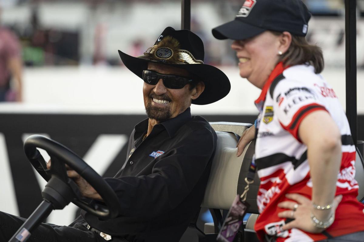 Petty hat display unveiled before race at Richmond Raceway