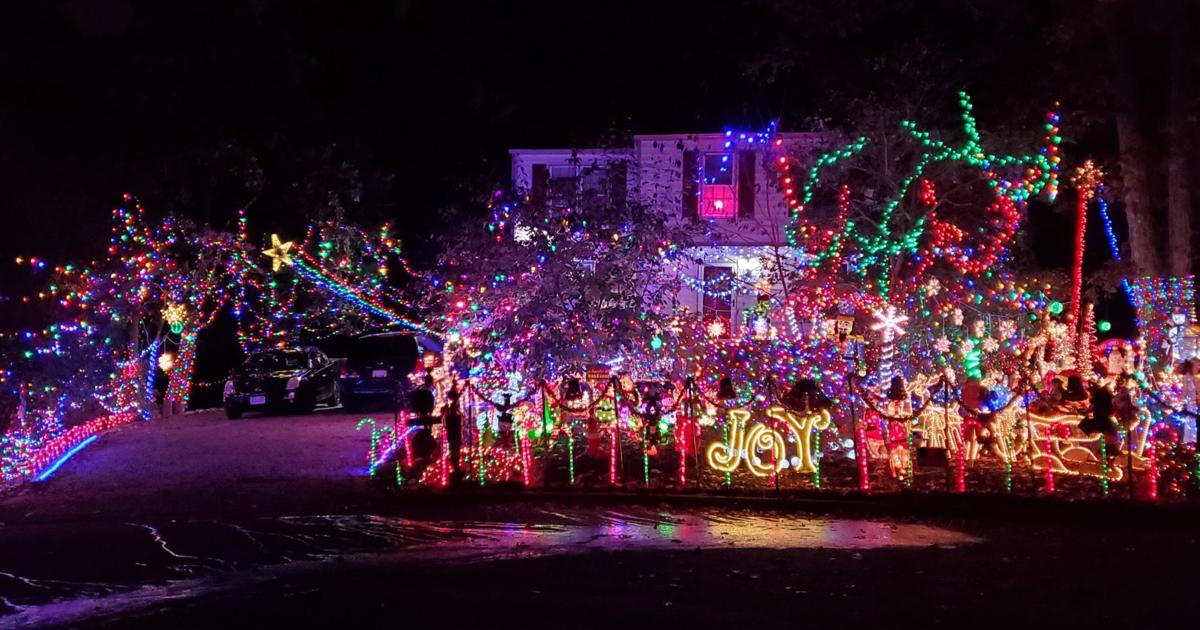 2302 Wistar Court Richmond Tacky Lights 2024 2302 Wistar Court Richmond Tacky Lights 2024