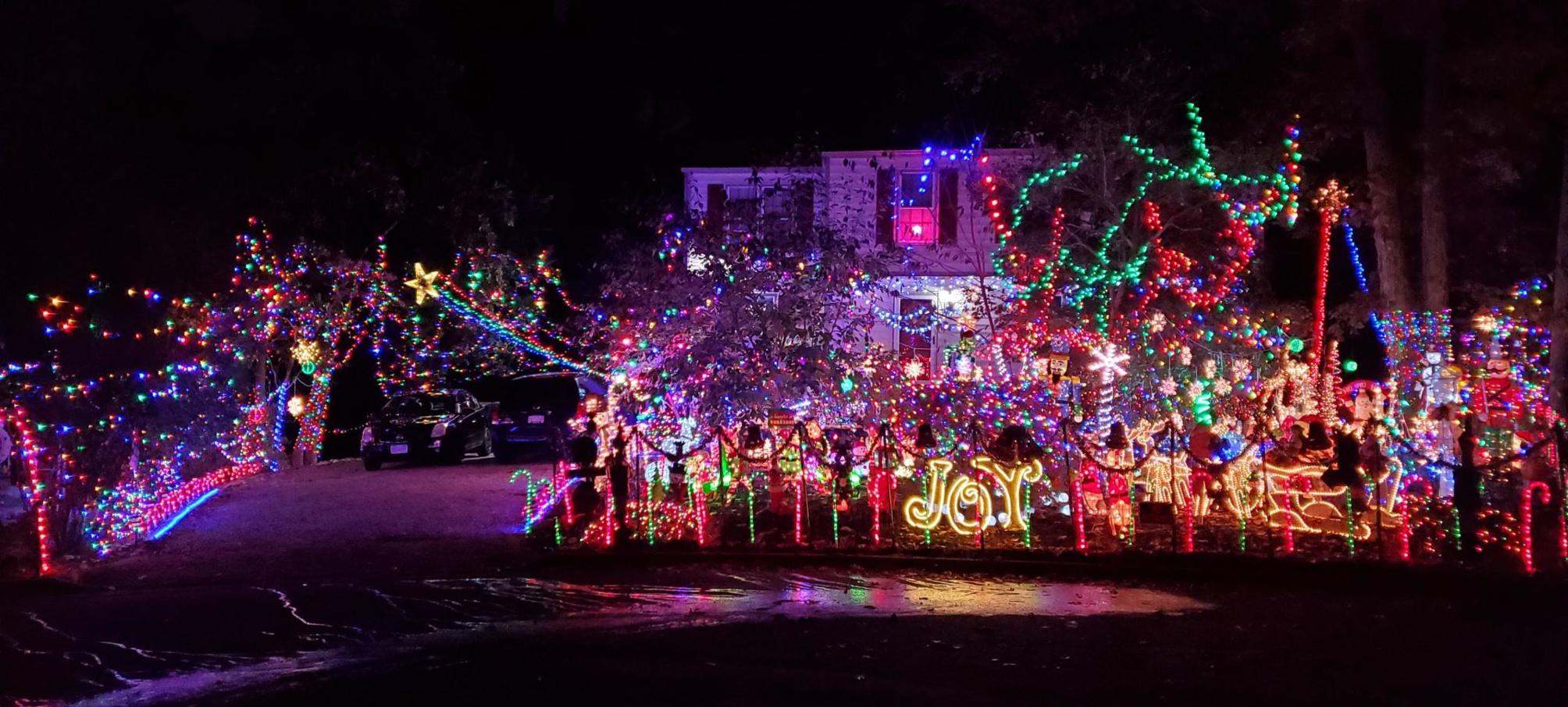 9604 Asbury Court Richmond Christmas Tacky Lights 2024