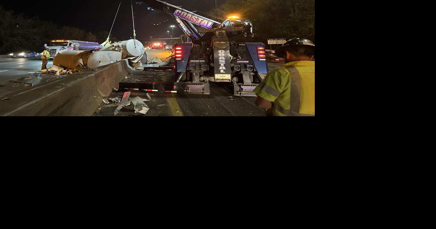Tractor-trailer overturns on I-95 in early morning crash