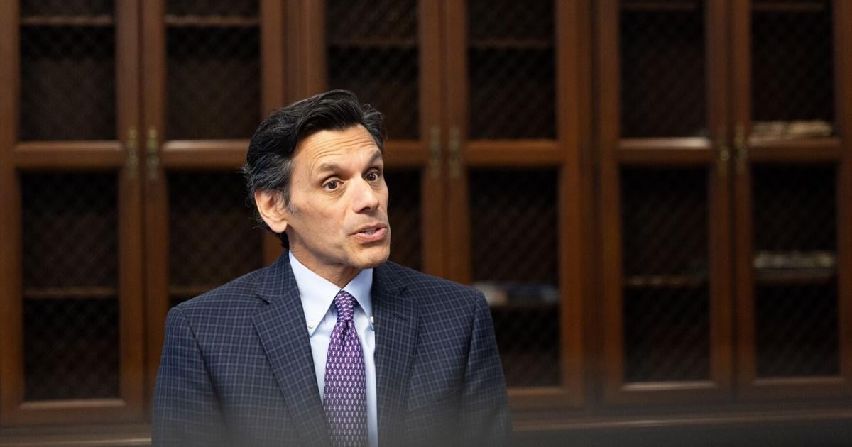 VCU, Rao should separate more from health system, JLARC says