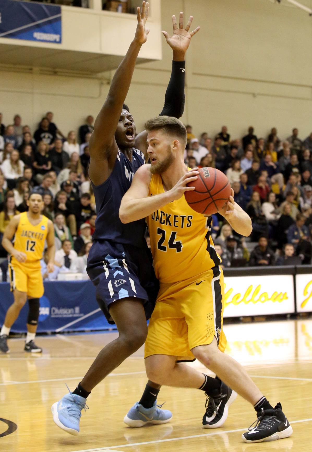 PHOTOS RandolphMacon defeats Wesley 8169 in the first round of the