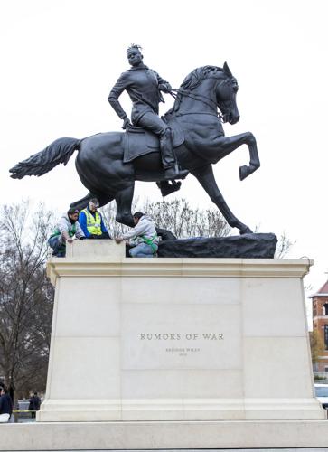 Kehinde Wiley statue