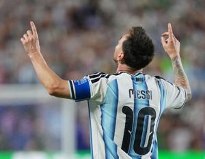 Early World Cup winners and losers: Messi a hero and Ronaldo a zero