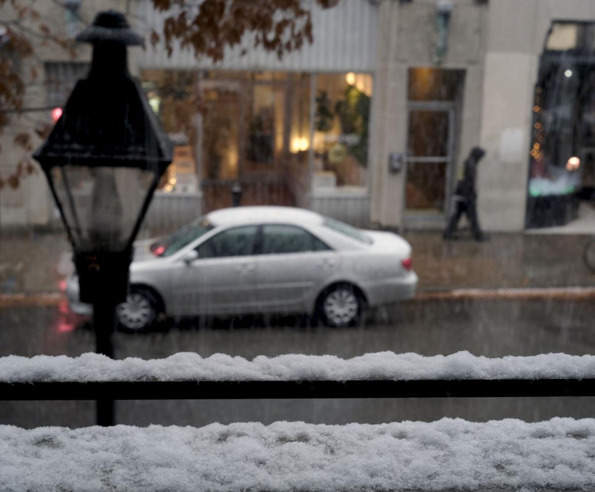 Richmond visited by an earlyDecember snowstorm for the first time in
