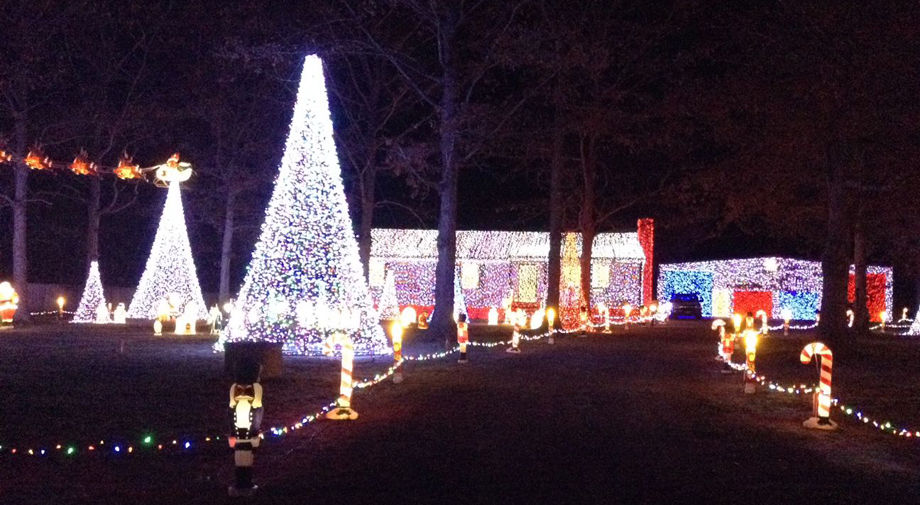 Christmas Light Display Chesterfield Va 2022 12630 Spring Run Road | Rtd Tacky Lights Chesterfield | Richmond.com