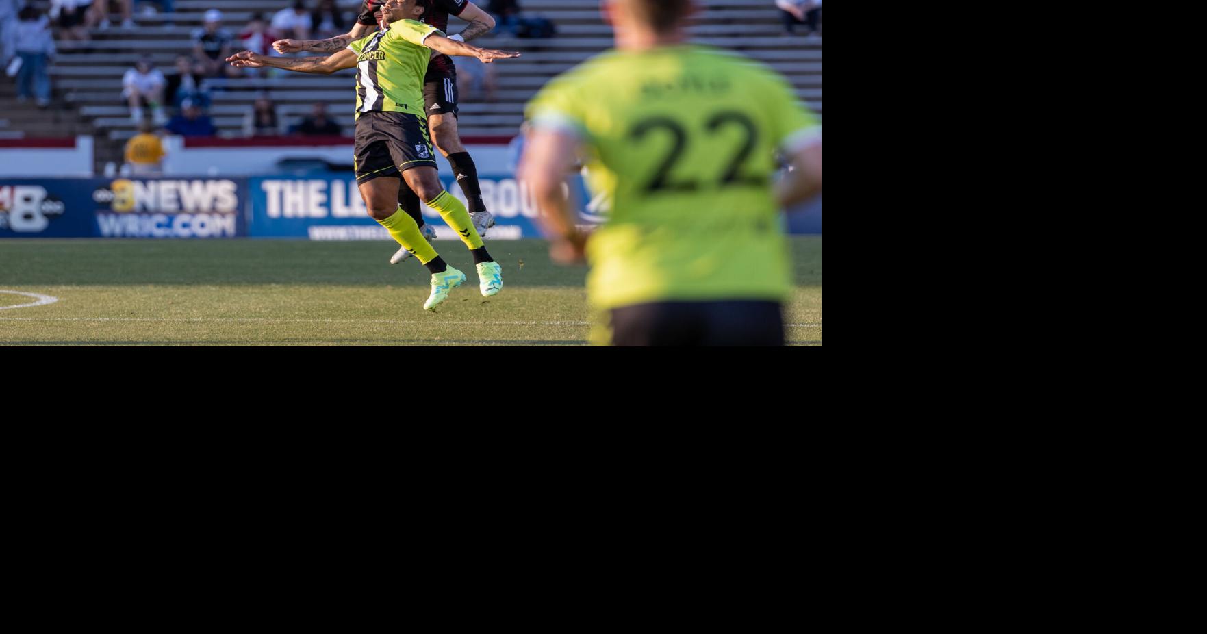 Kickers fall at league-leading North Carolina FC