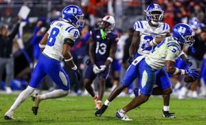 102326-cdp-news-uvafb-duke-2h-33.JPG