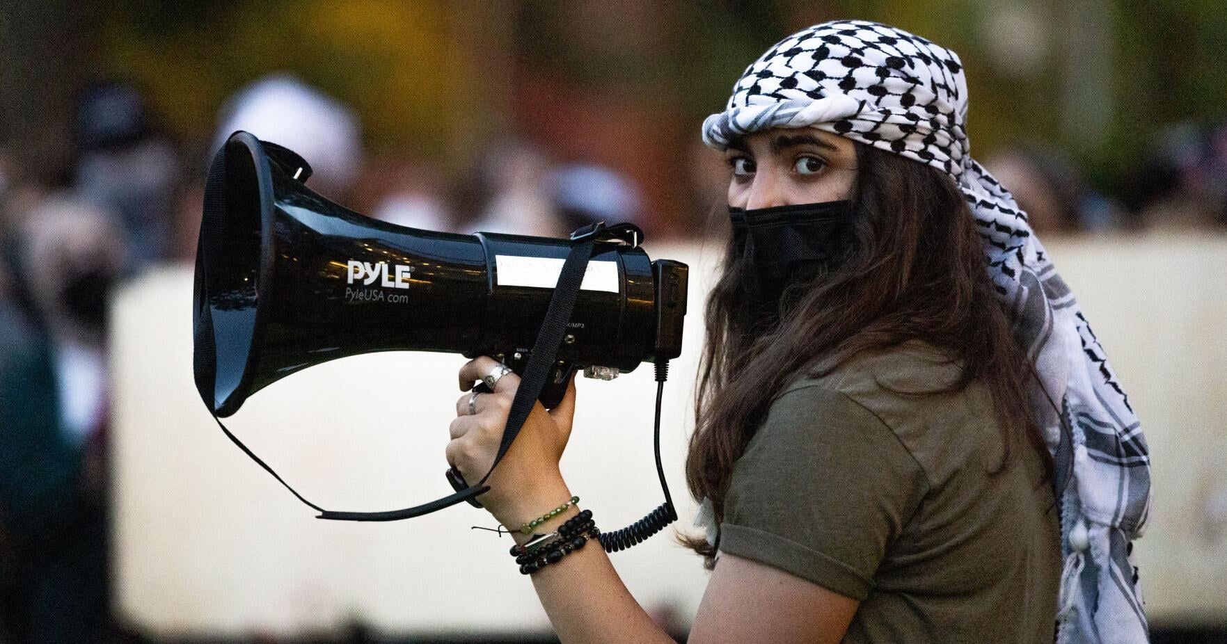 Gallery: Protesters and police clash on VCU campus - Vimarsana News