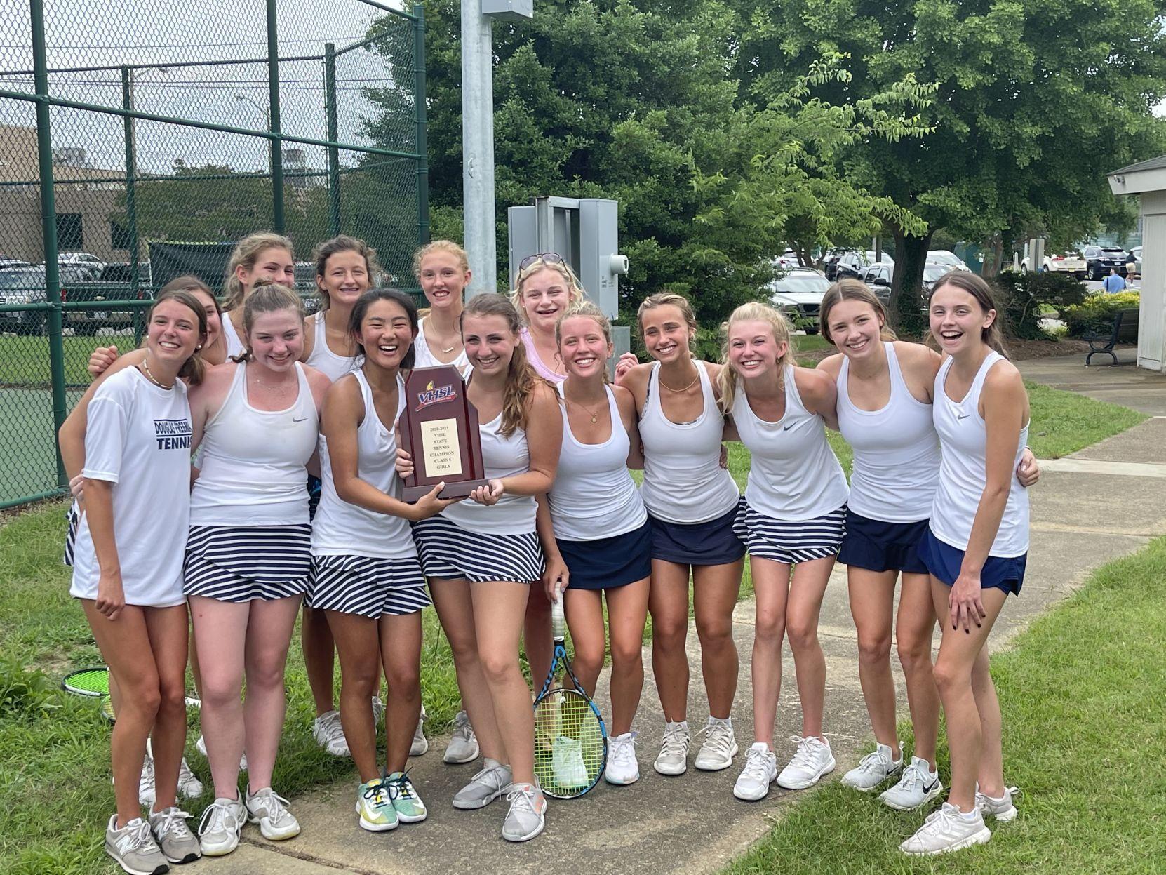 Douglas Freeman Girls Tennis Wins First Team State Title Since 19 804 Varsity Richmond Com