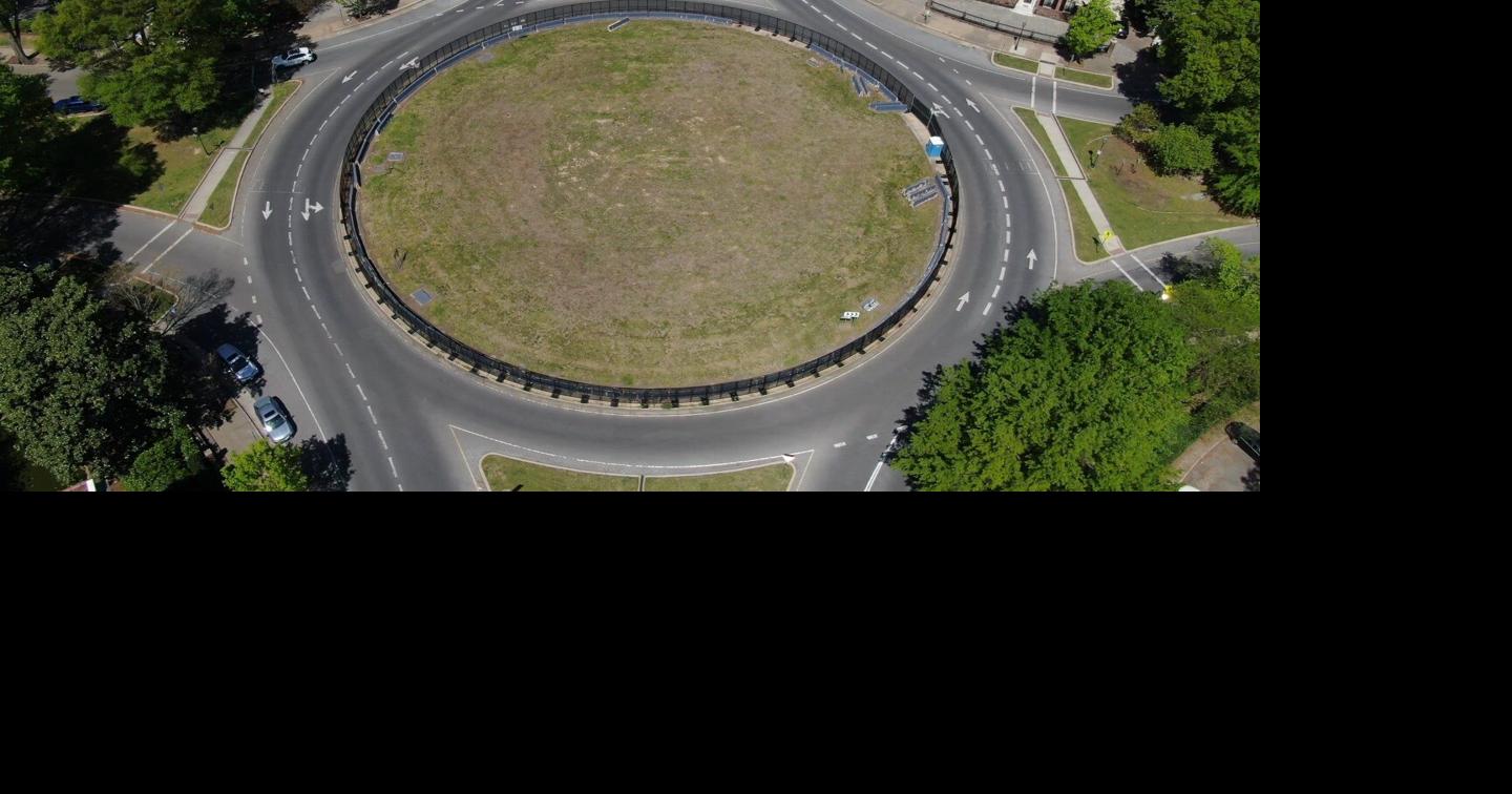 A drone video of the circle at the intersection of Monument Ave. and N ...