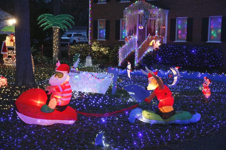 Tacky Lights at 12618 Dawnridge Court, Midlothian