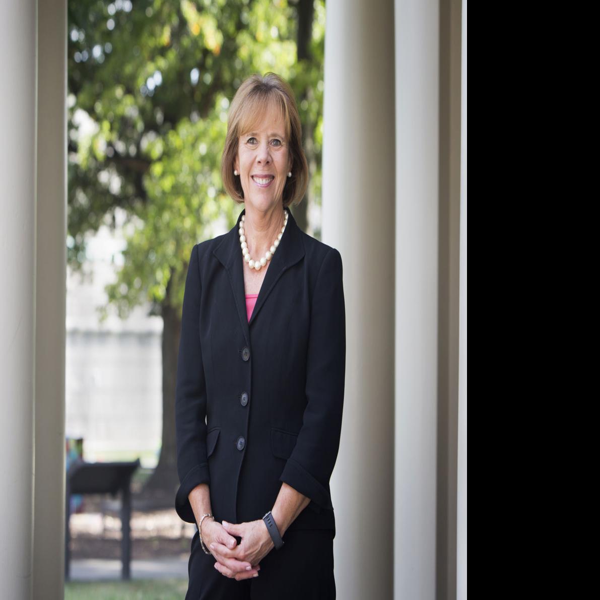 2017 Rtd Person Of The Year Honoree Gail Letts Banking Executive Discover Richmond Richmond Com