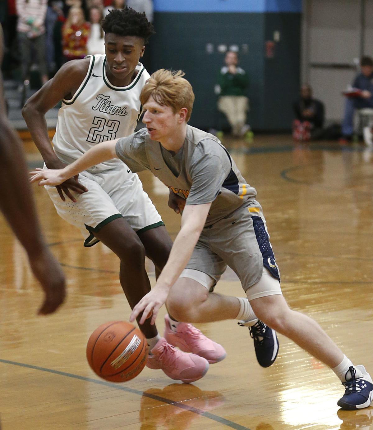 Zach Rosenthal S 87 Second Scoring Spree Late Free Throws Help
