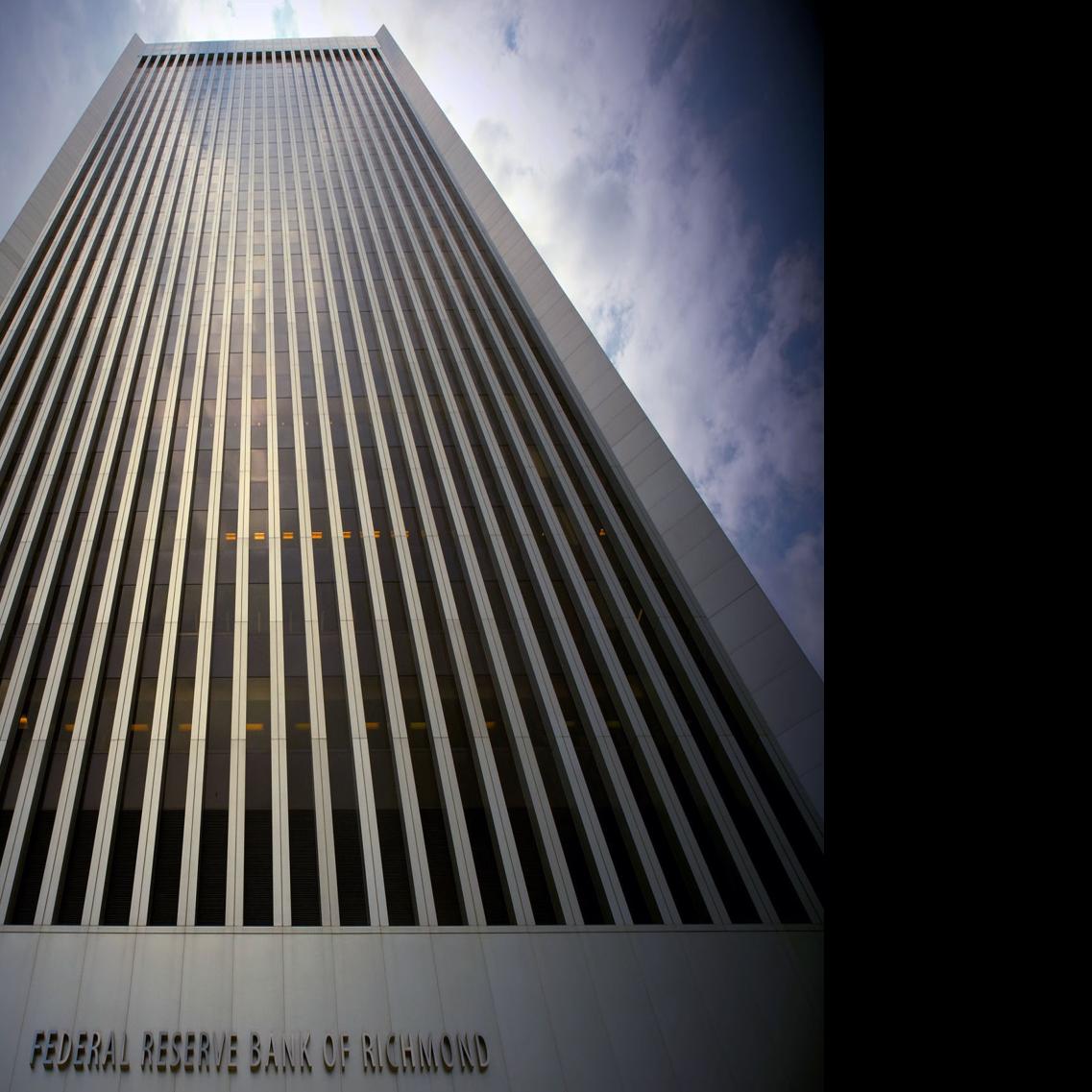 Robert J Samuelson Column The Fed S Strange Independence