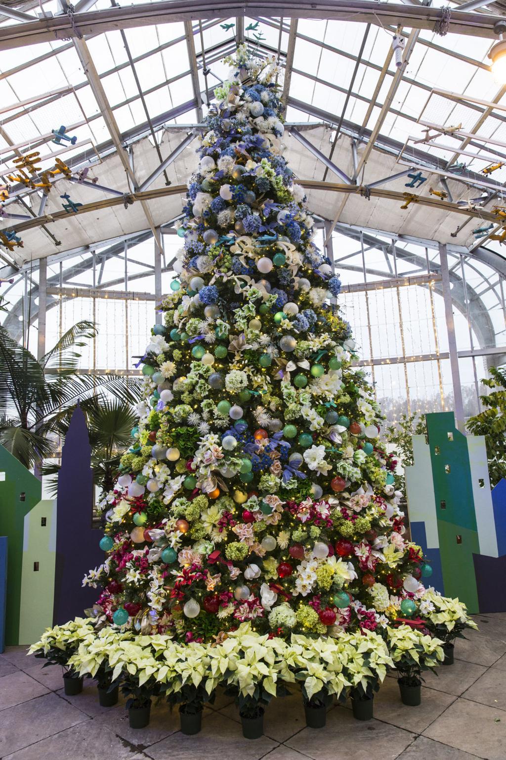 Marsha Mercer Column Oh Christmas Tree Real Or Artificial Columnists Richmond Com