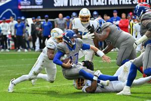 FOOTBALL-NFL-BUF-LAC/