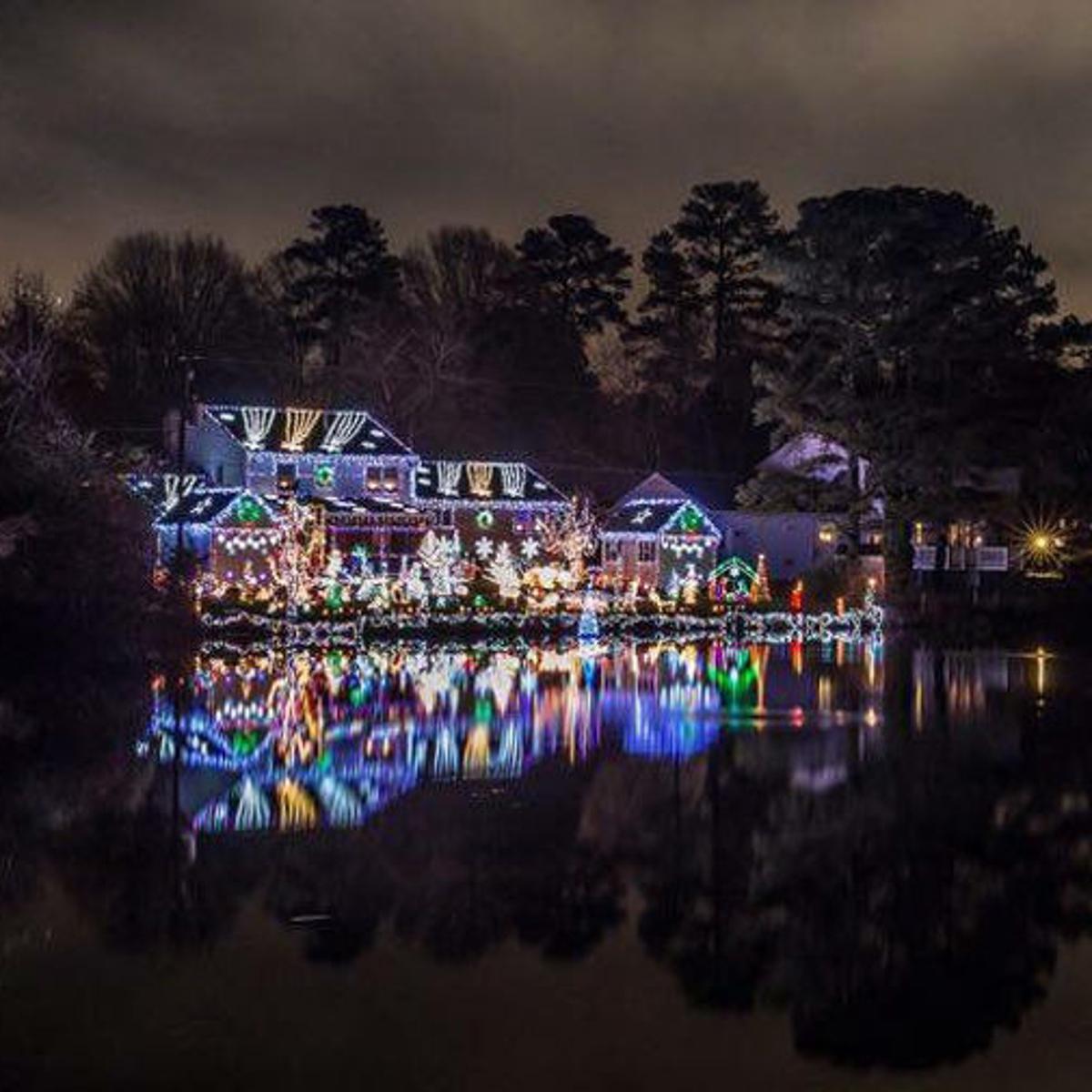 9215 Venetian Way Retiring From The Tacky Light Tour Rtd Tacky Lights Featured Stories Richmond Com