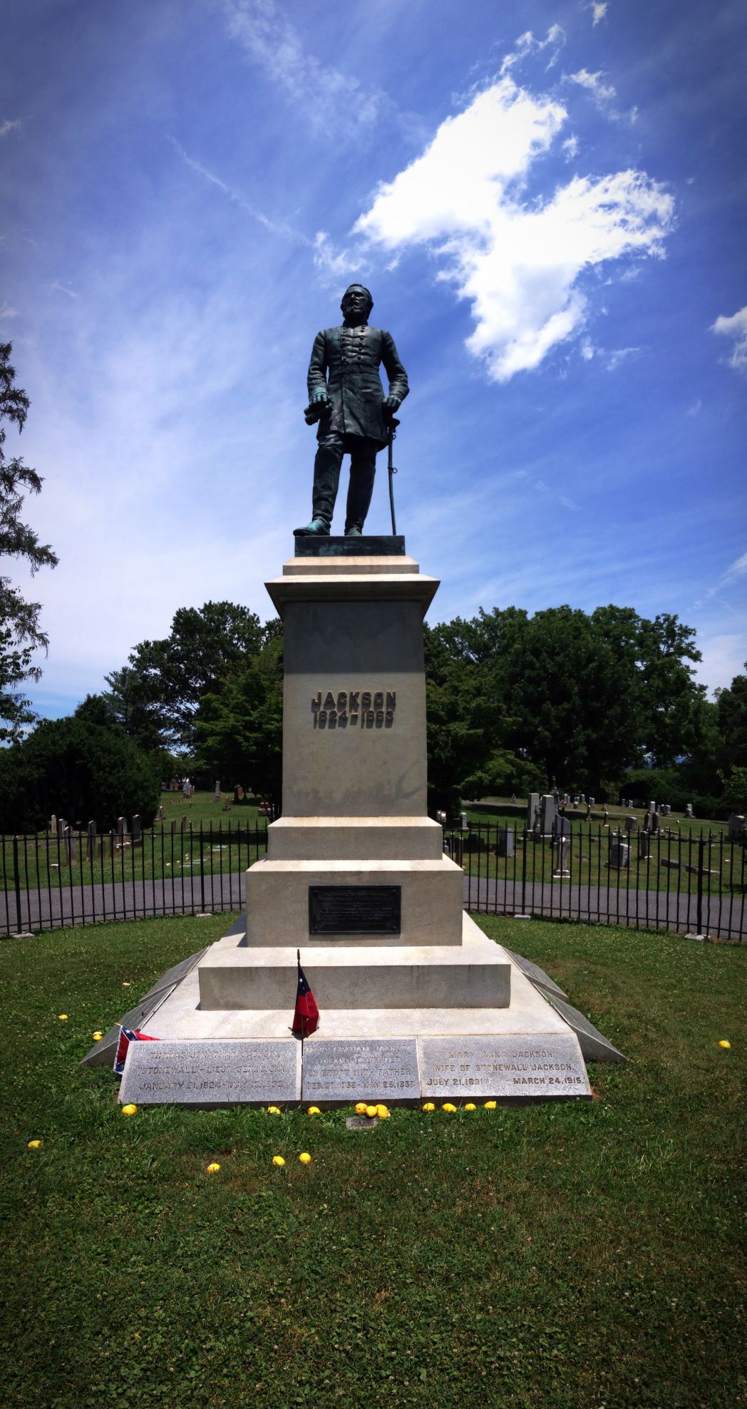 PHOTOS Statues to Confederates in Richmond and around Virginia