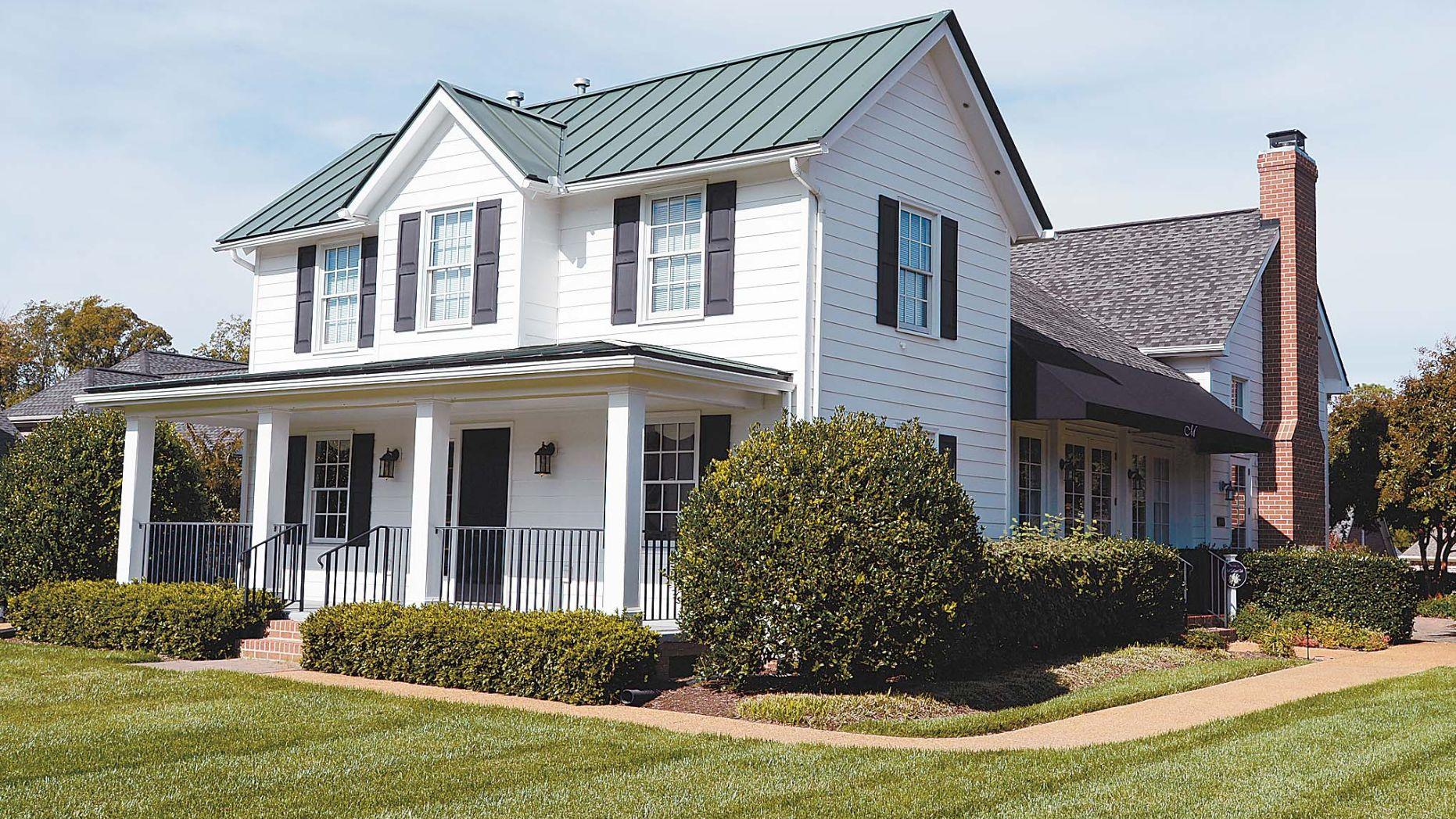 Martin S Grant A Prime Location And A No Maintenance Plan Attract Empty Nesters Richmond Neighborhoods Richmond Com