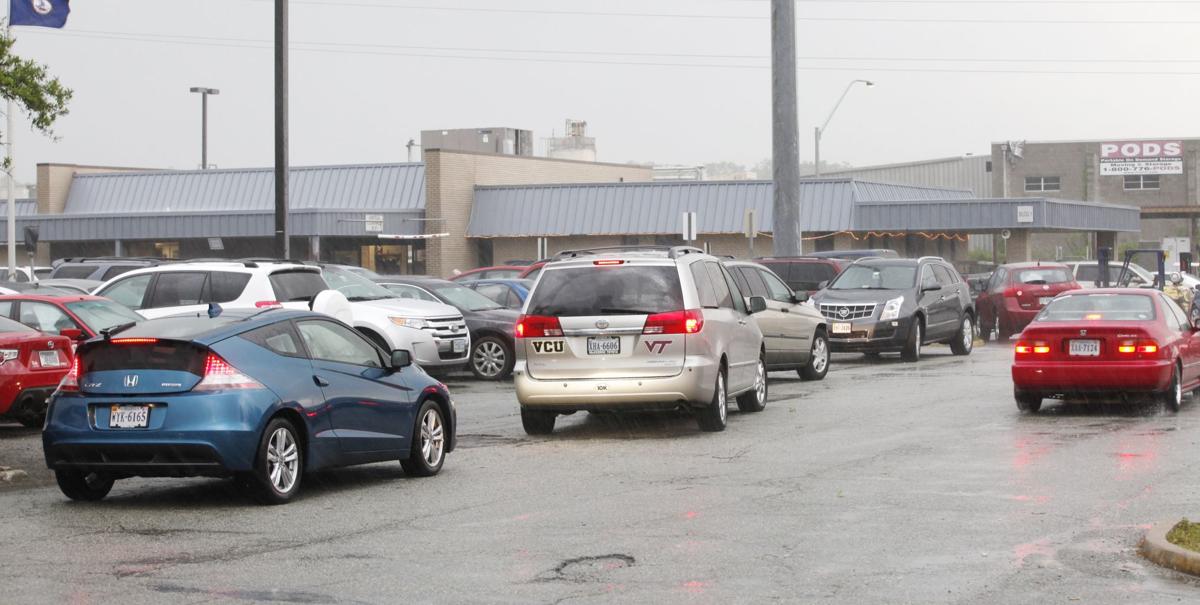 PHOTOS Parking at Staples Mill Amtrak