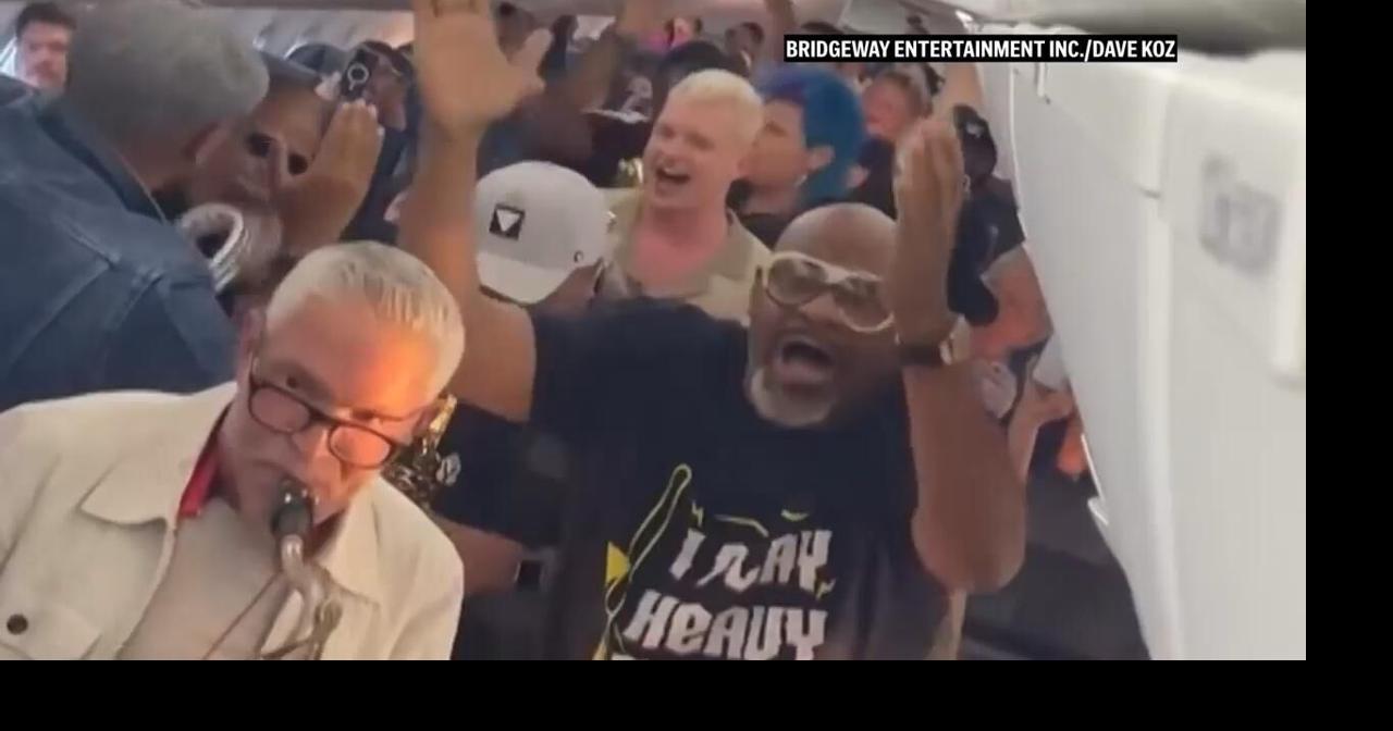 A flight delay, a jazz band and a viral moment: How Dave Koz and fellow musicians lifted spirits