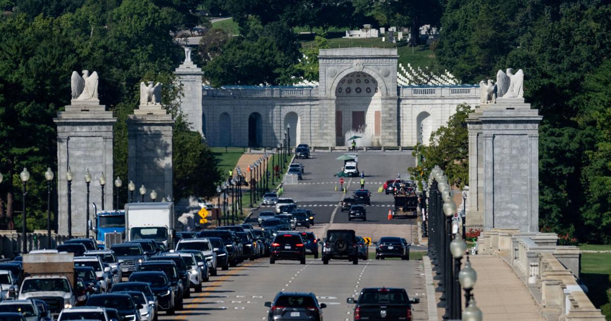 Va. calls Trump's proposed arch 'grossly incompatible' with national ...