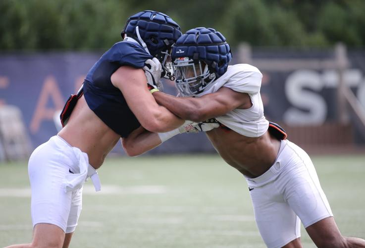 Charles Snowden and Noah Taylor give UVA an intimidating pass-rush duo