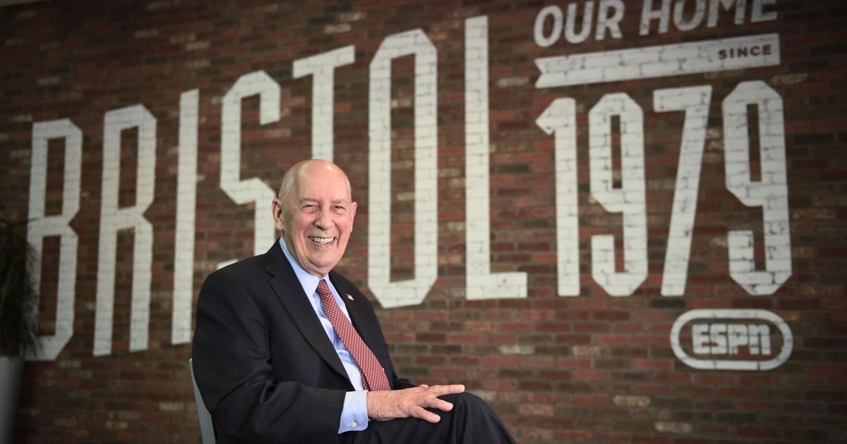 ESPN founder, 'father of sports television,' Bill Rasmussen dead at 93