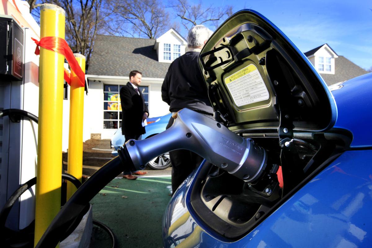 Fast electric vehicle charging station opens in Ashland Richmond